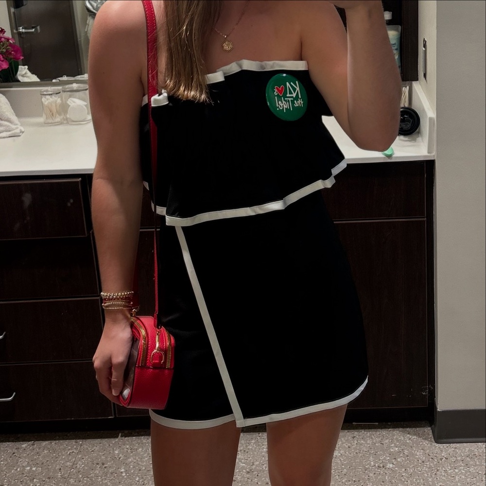Stylish Black and White Strapless Dress